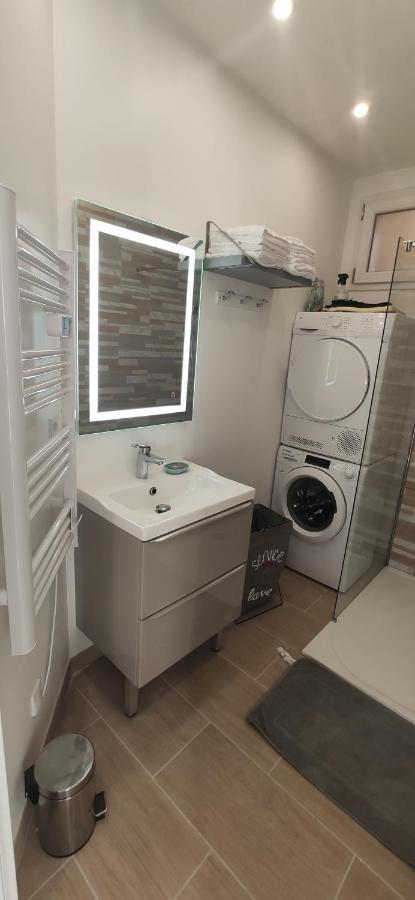 Joli appartement rénové avec terrasse Brides-les-Bains Exterior foto